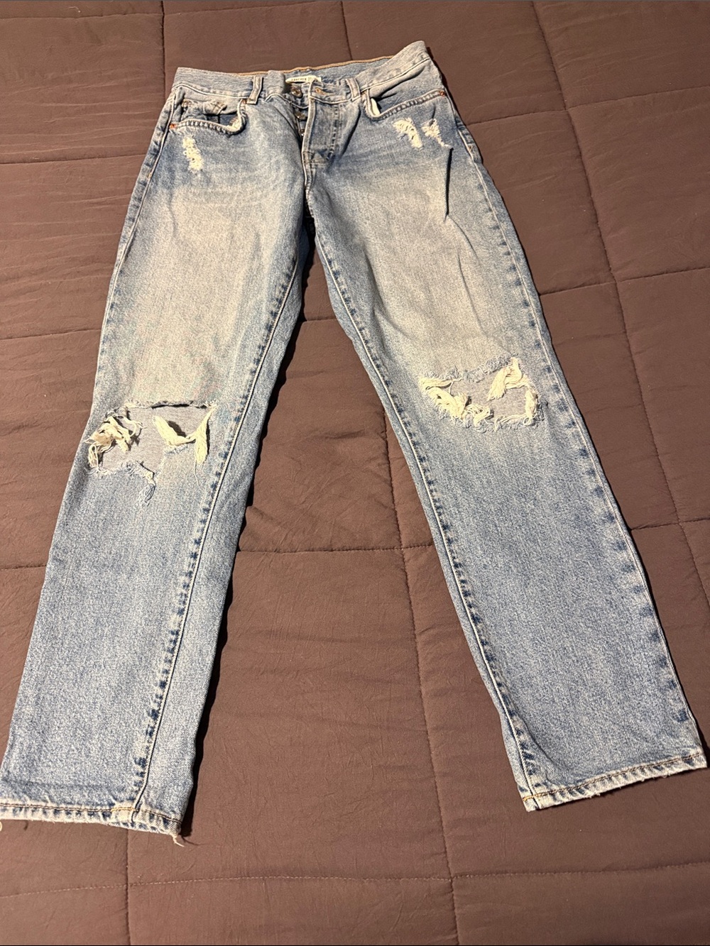 F21 Distressed jeans
